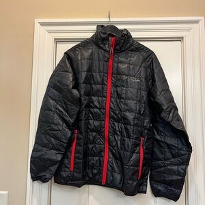 NWT Men’s Saucony Insulated Quilted Jacket in Black with Red Zippers
